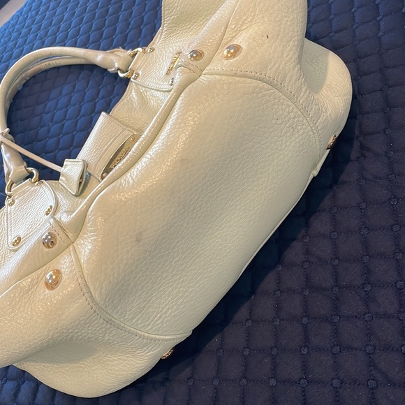 Prada cream colored tote - Picture 2 of 11